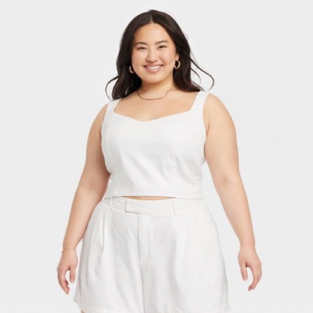 Linen sweetheart neckline top with smocked back